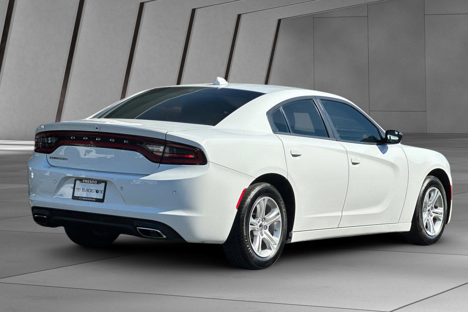 2023 Dodge Charger SXT photo 3