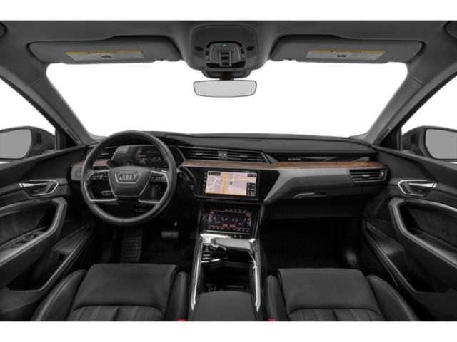 2022 Audi e-tron Premium Plus photo 10
