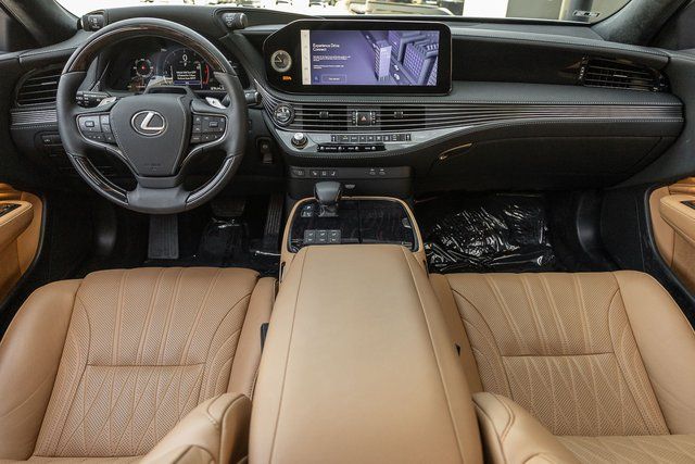 2024 Lexus LS 500 photo 7
