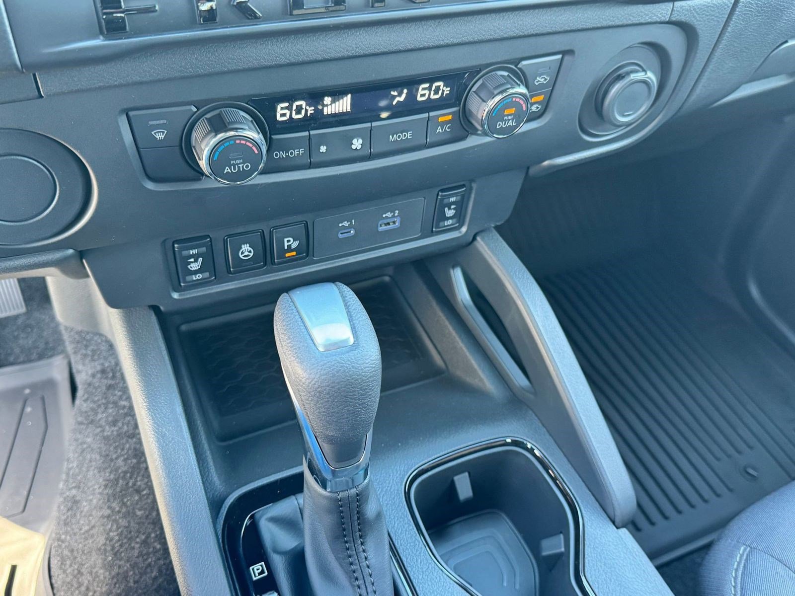2026 Nissan Frontier SV photo 13