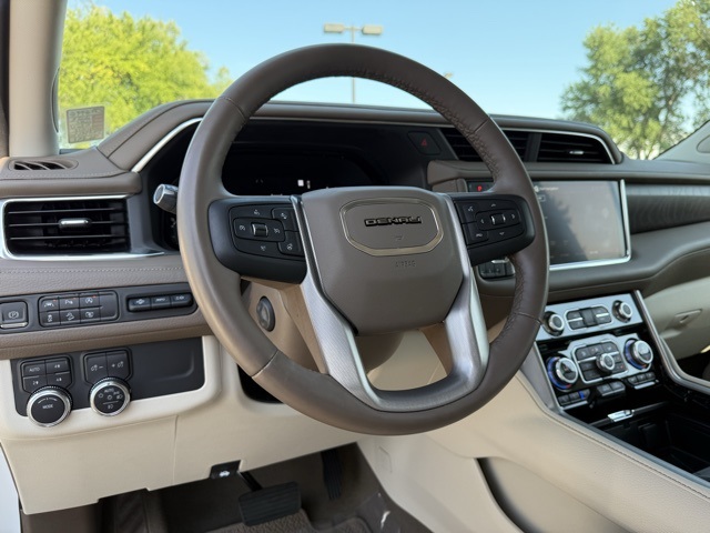 2023 Gmc Yukon Denali photo 14