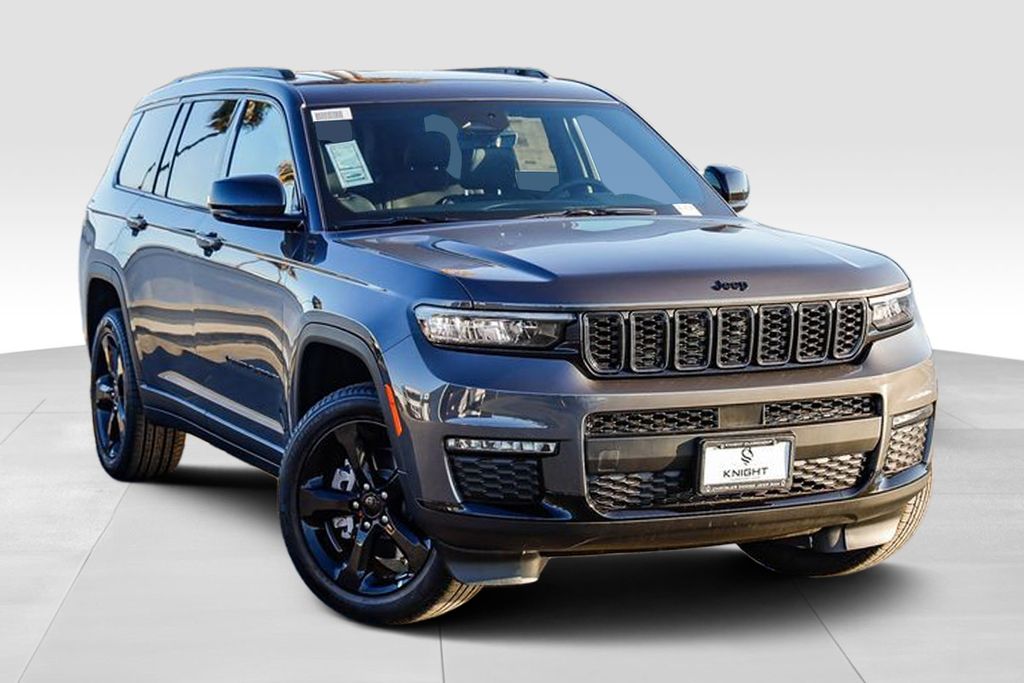 2025 Jeep Grand Cherokee Limited photo 2