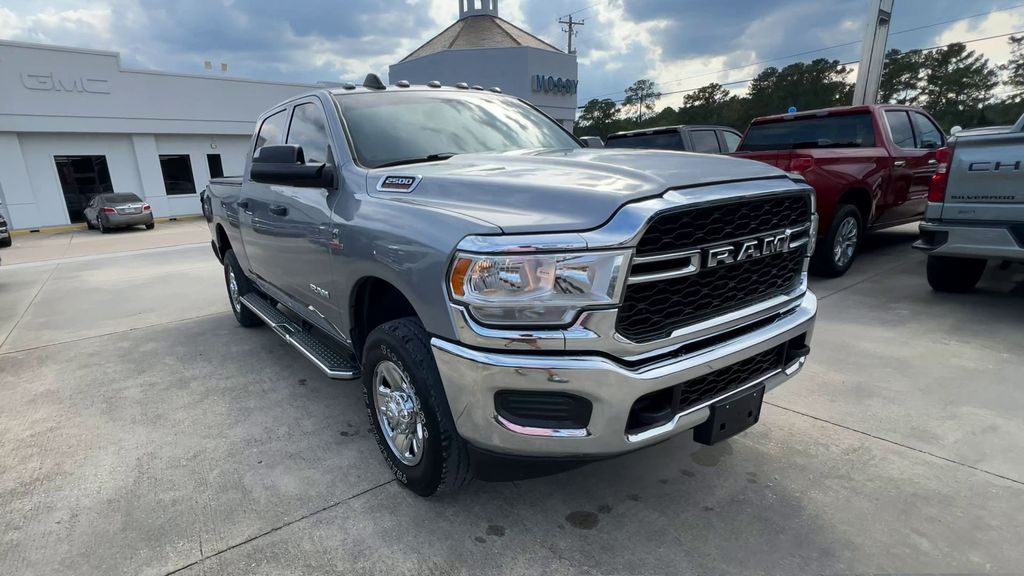 2022 Ram 2500 Tradesman photo 3