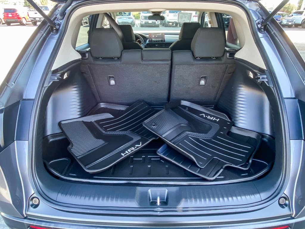 2025 Honda HR-V LX photo 25