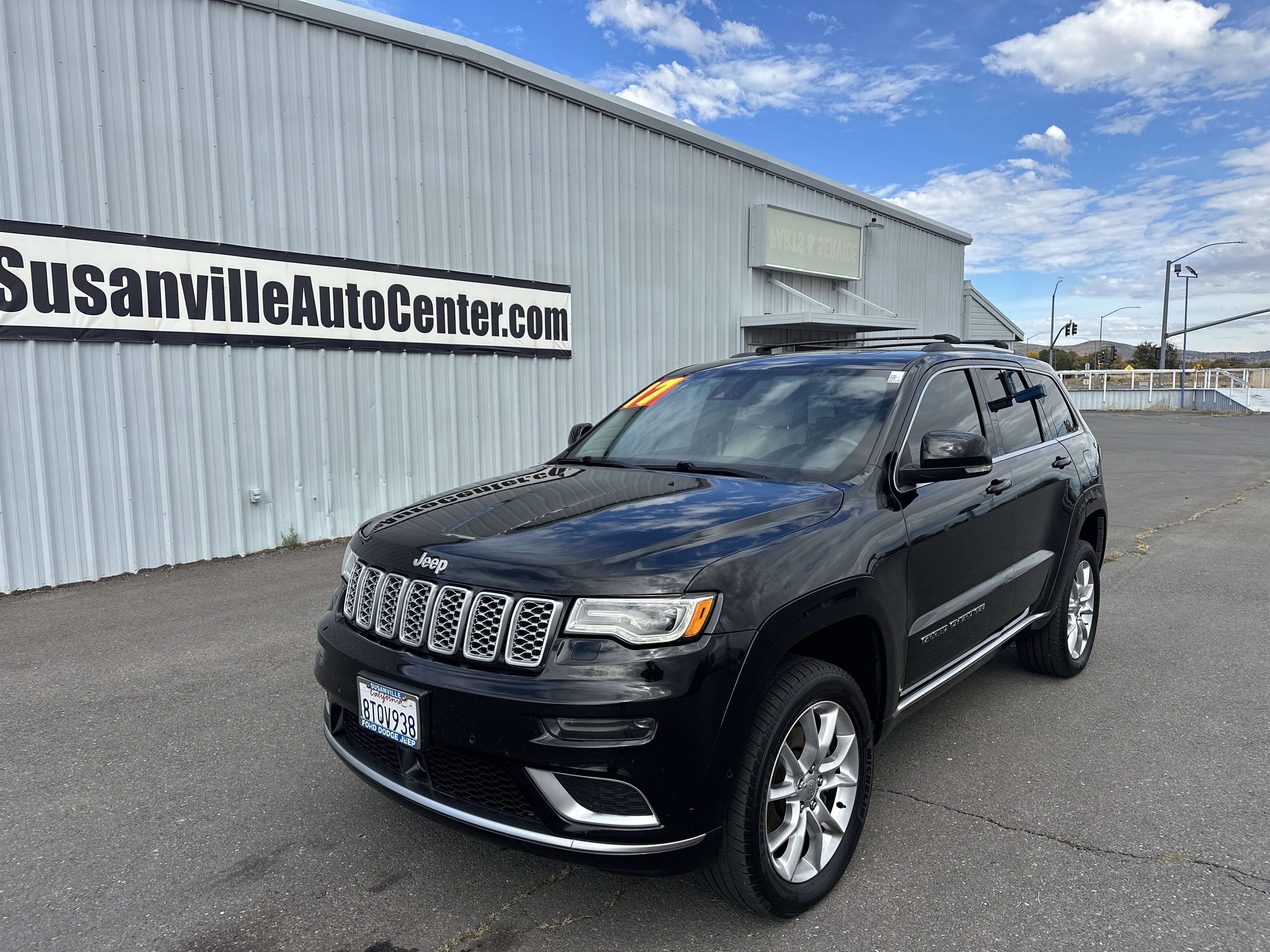 2017 Jeep Grand Cherokee Summit