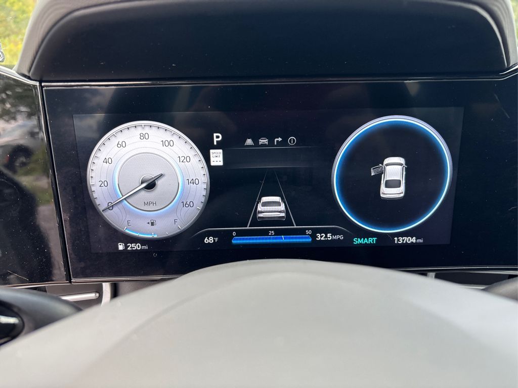 2024 Hyundai Elantra SEL Convenience photo 20