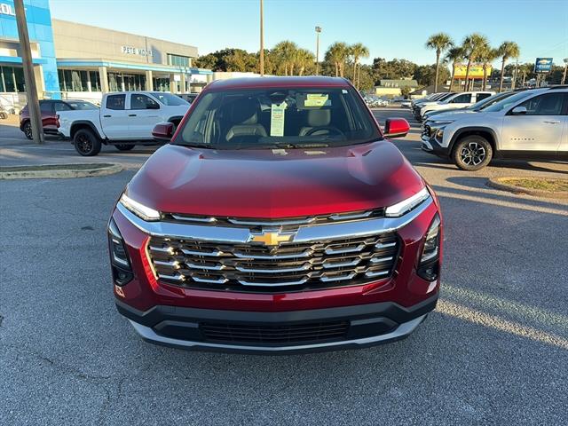 2026 Chevrolet Equinox LT photo 2