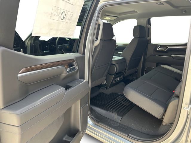 2026 Chevrolet Silverado 1500 LT photo 17