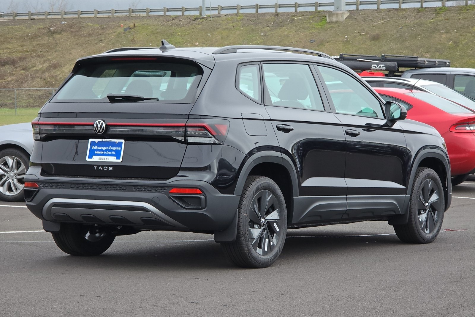 2025 Volkswagen Taos S photo 3