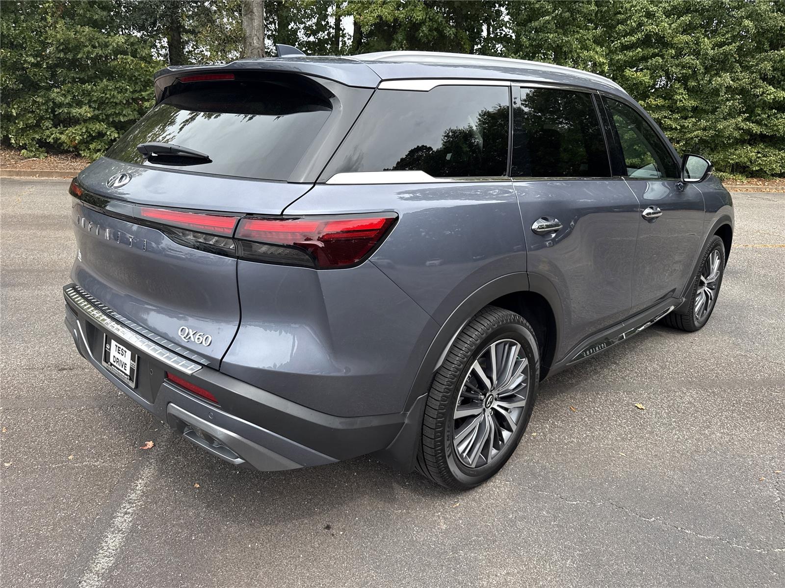 2023 Infiniti QX60 Sensory photo 5