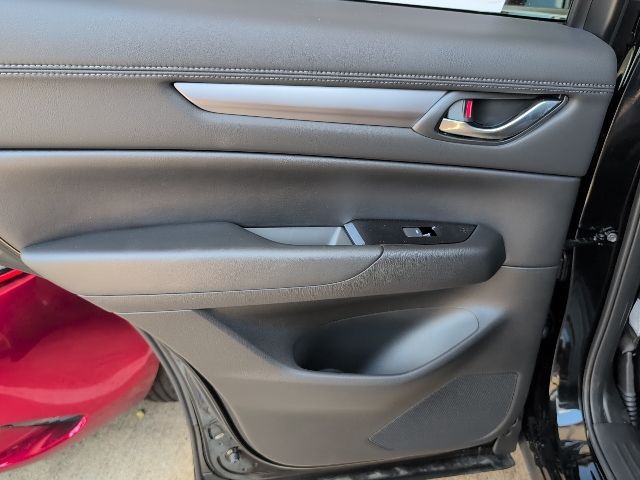 2025 Mazda CX-5 2.5 S Preferred photo 16