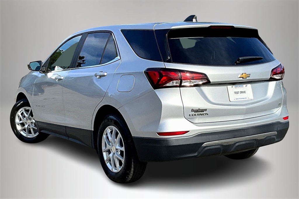 2022 Chevrolet Equinox LT photo 4