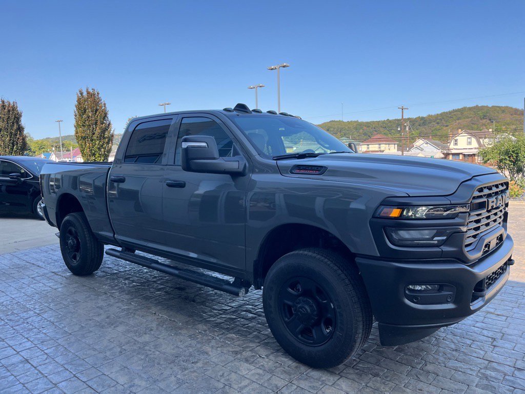 2026 Ram 3500 Tradesman photo 2
