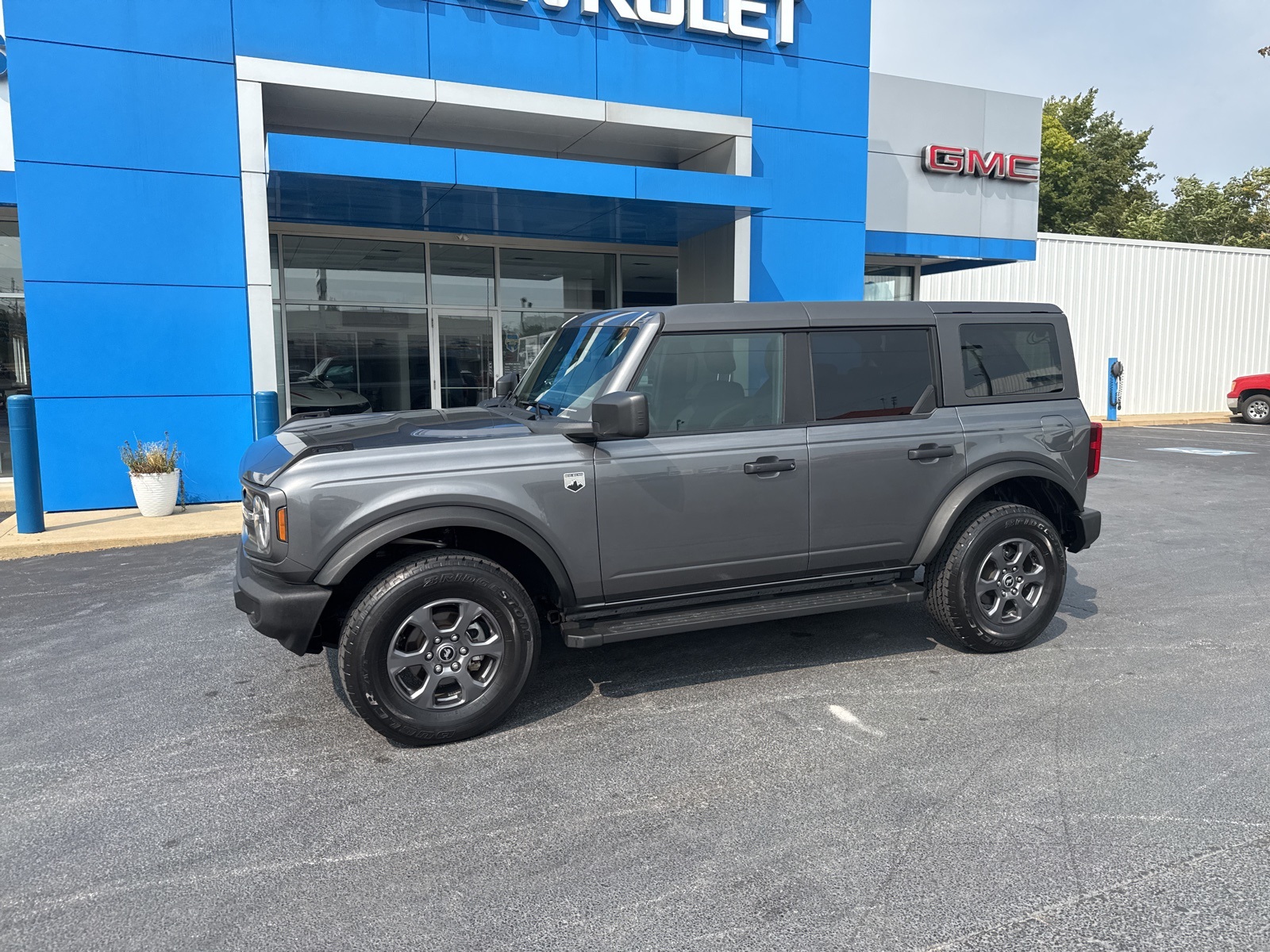 2022 Ford Bronco Big Bend photo 3