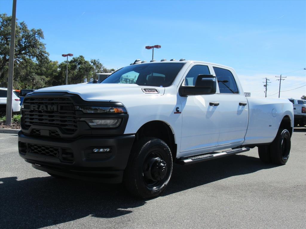 2026 Ram 3500 Tradesman photo 3