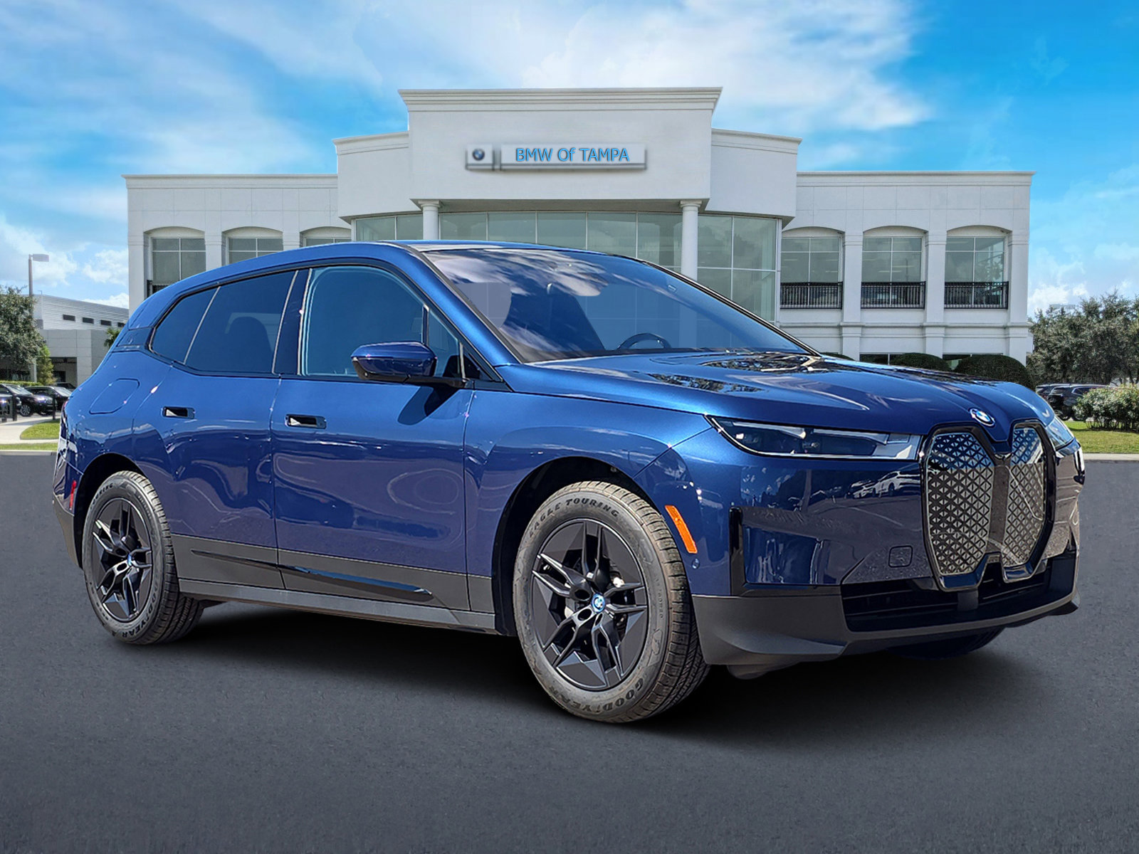 2025 BMW iX 50's photo