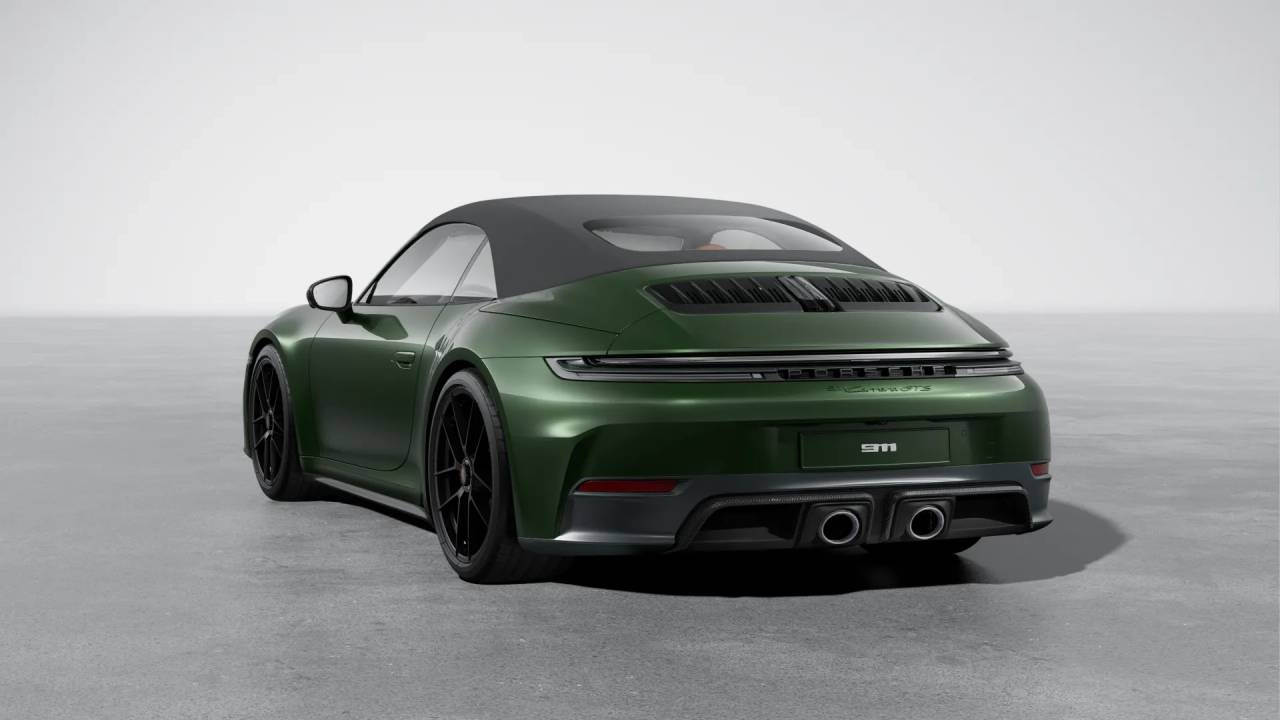 2026 Porsche 911 4 GTS photo 3
