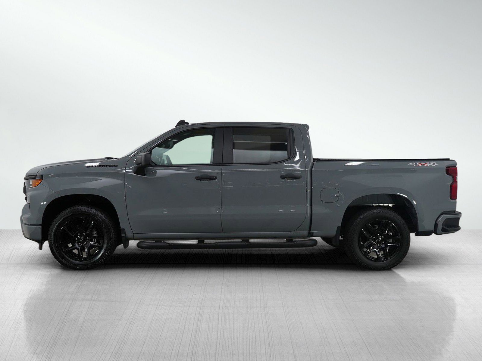 Used 2024 Chevrolet Silverado 1500 Custom with VIN 3GCPDBEK4RG170511 for sale in Bloomington, Minnesota