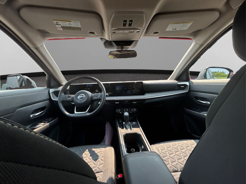 2025 Nissan Kicks SV photo 22