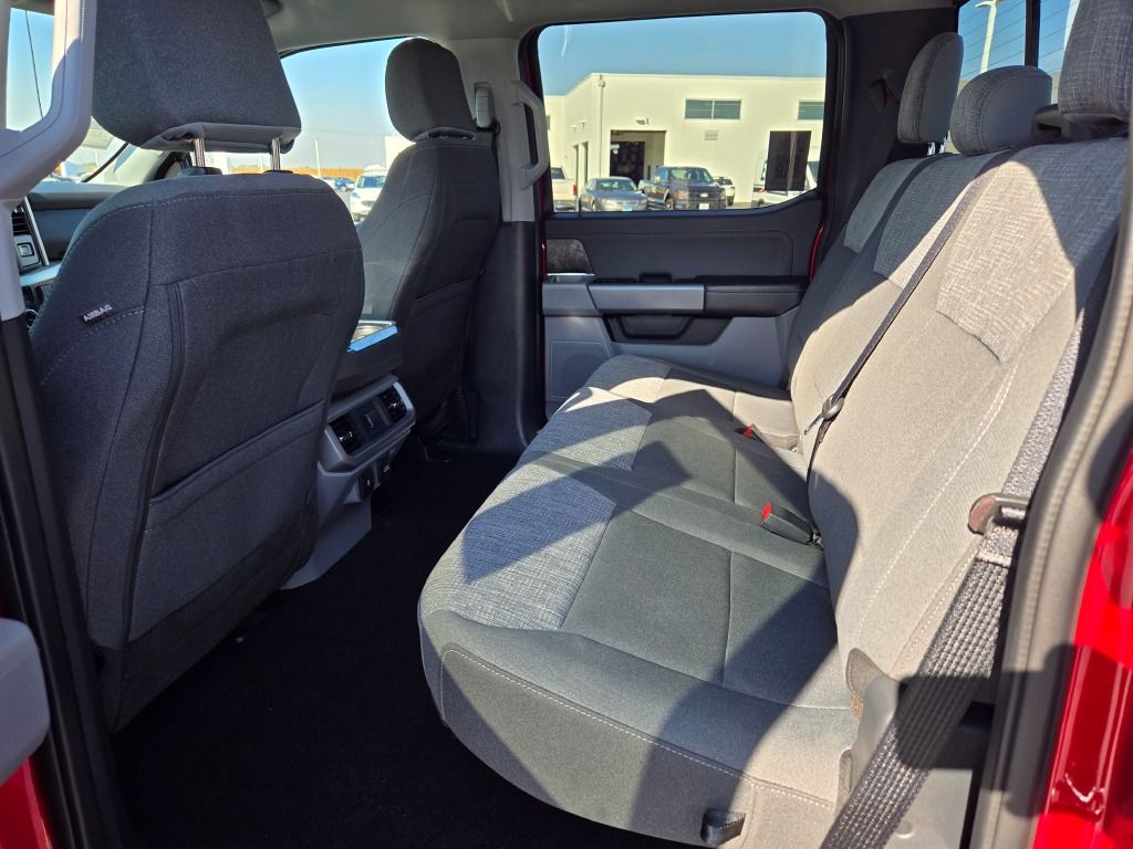 2022 Ford F-150 XLT photo 14