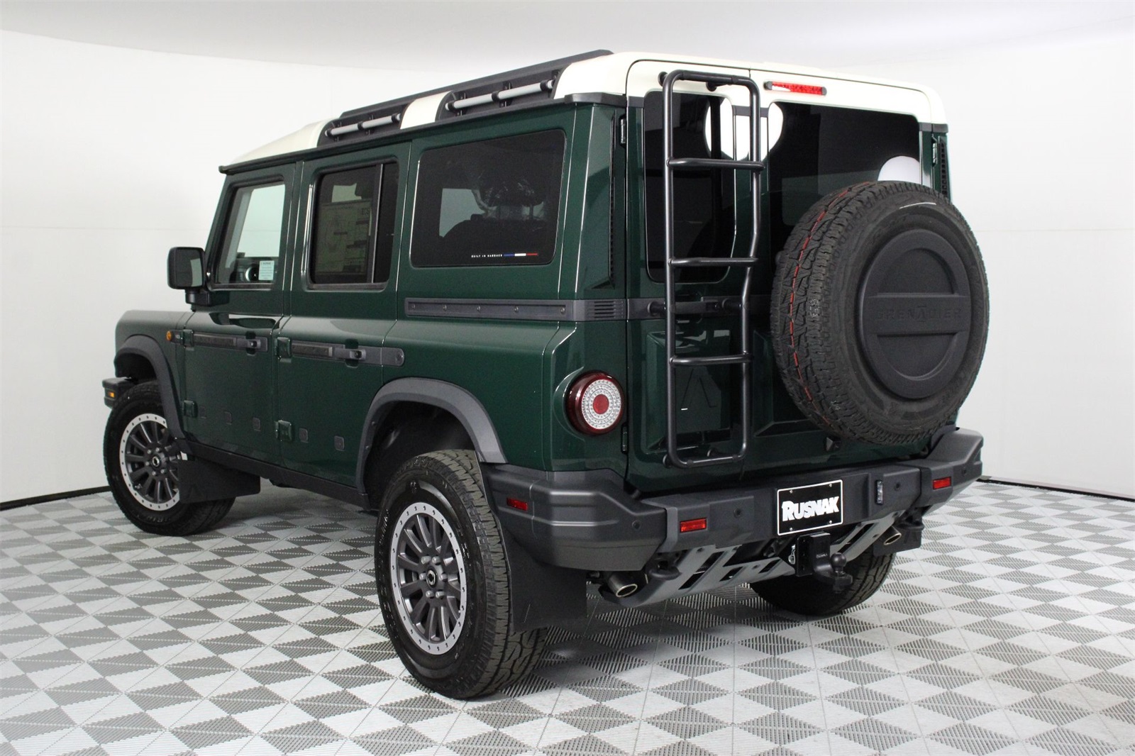 2025 Ineos Grenadier photo 3