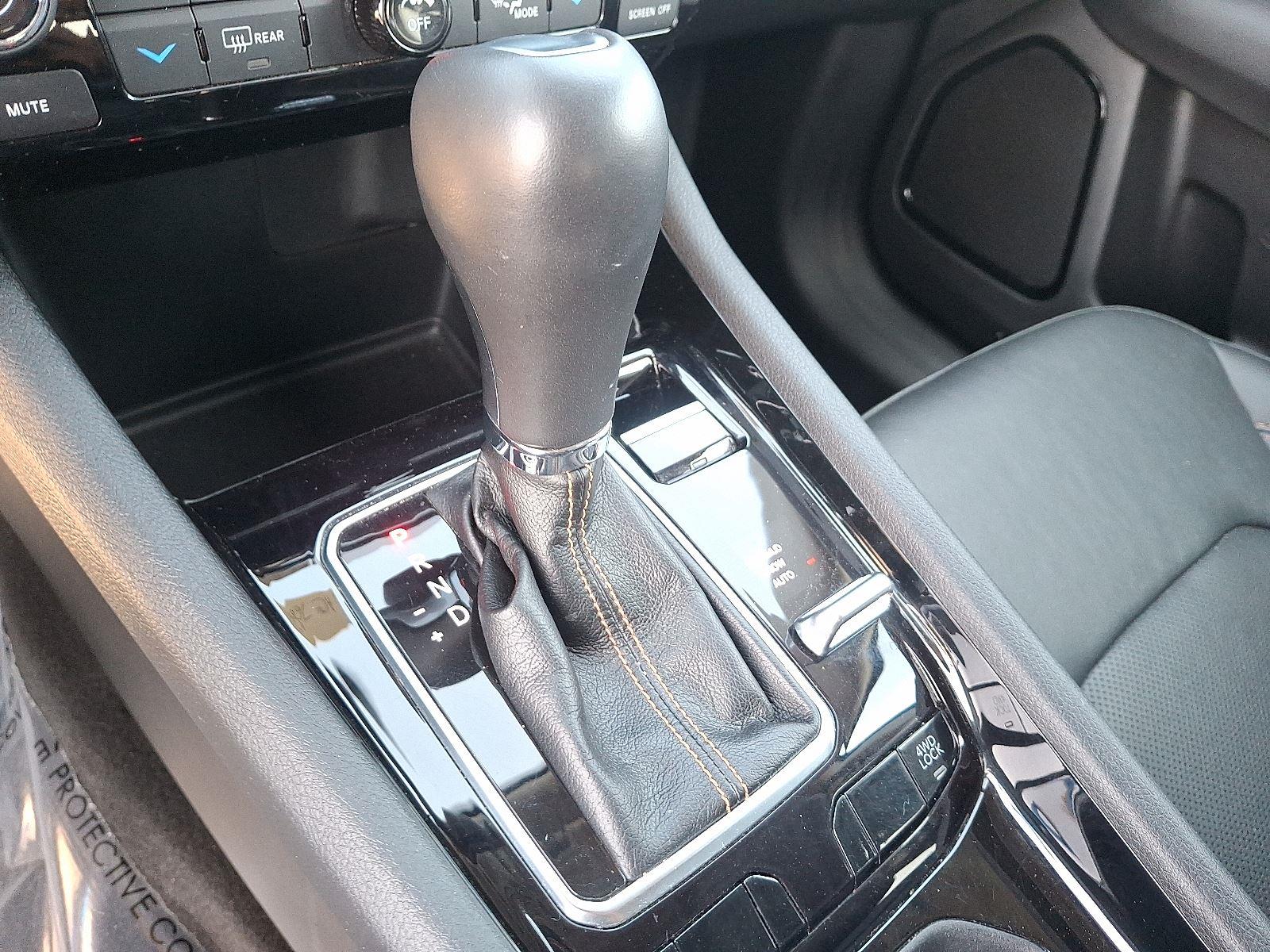 2022 Jeep Compass Limited photo 13