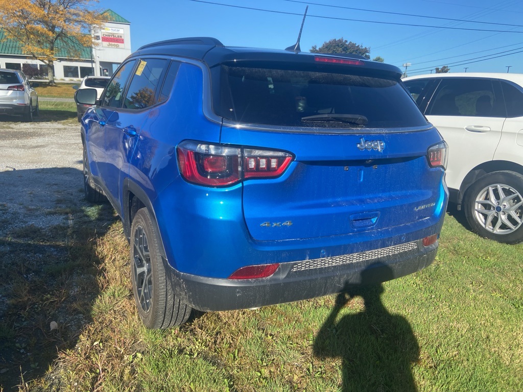 2024 Jeep Compass Limited photo 4