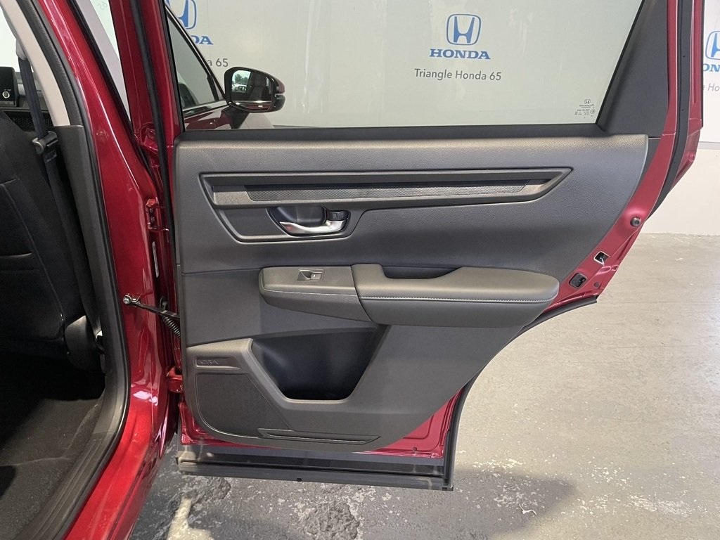 2025 Honda CR-V EX photo 28