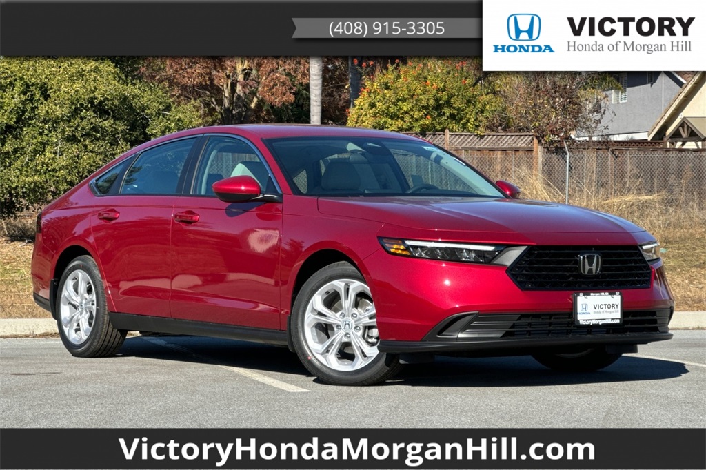 2025 Honda Accord LX's photo