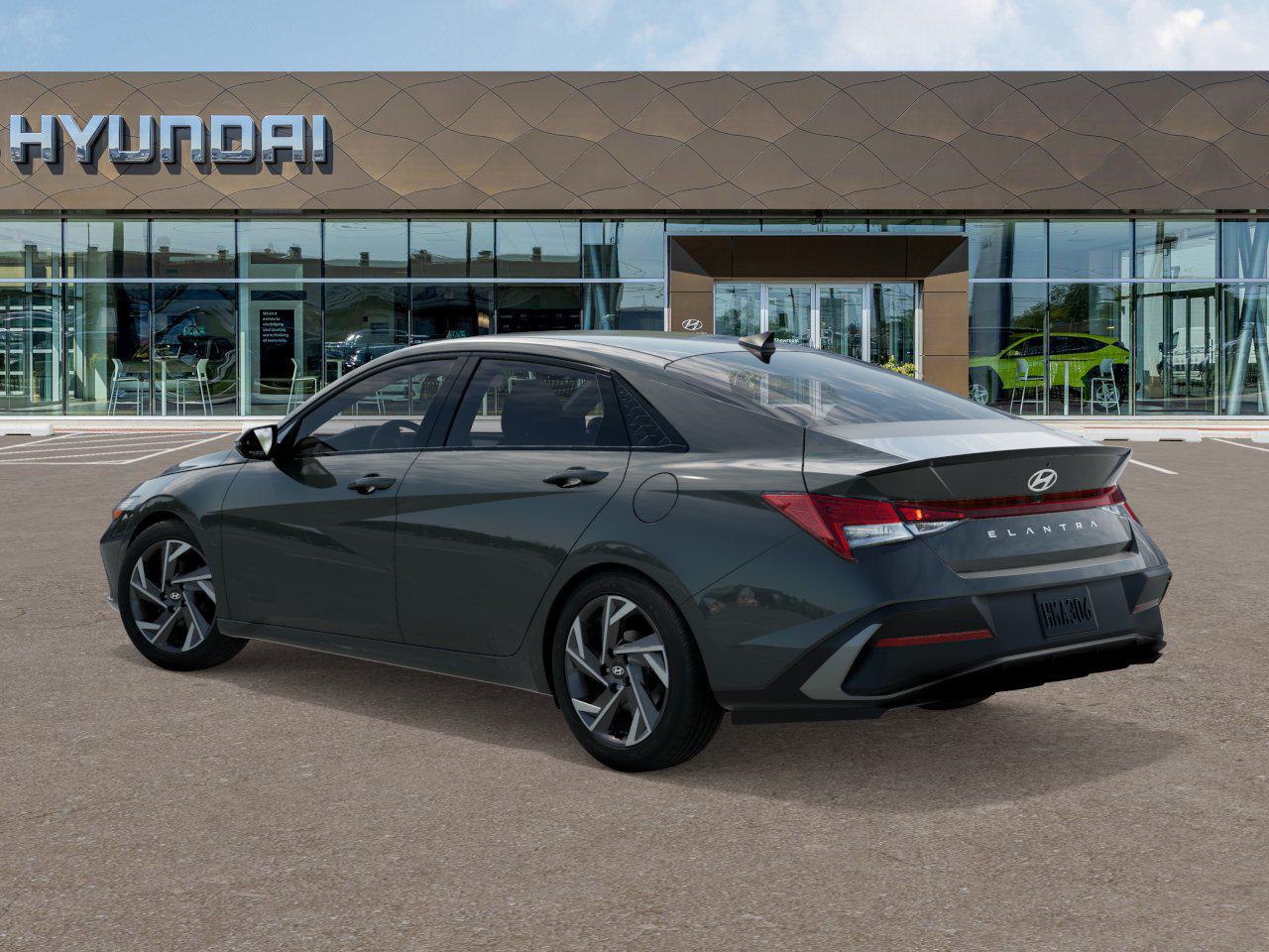 2025 Hyundai Elantra SEL Sport photo 4
