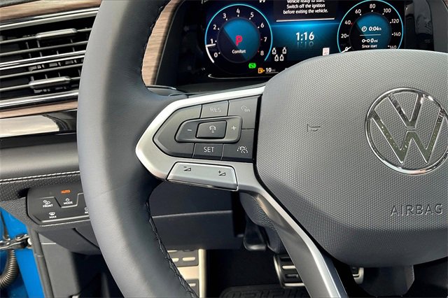 2025 Volkswagen Atlas SEL Premium R-Line photo 17