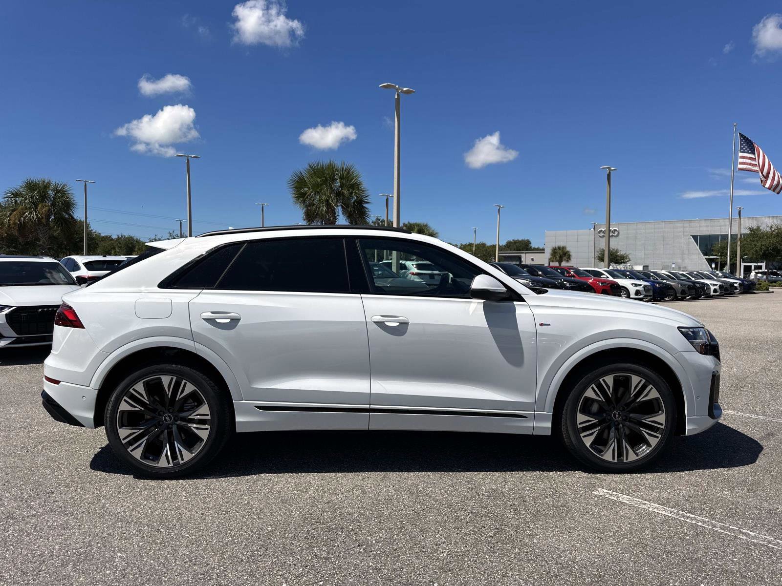 2026 Audi Q8 line Premium Plus photo 3