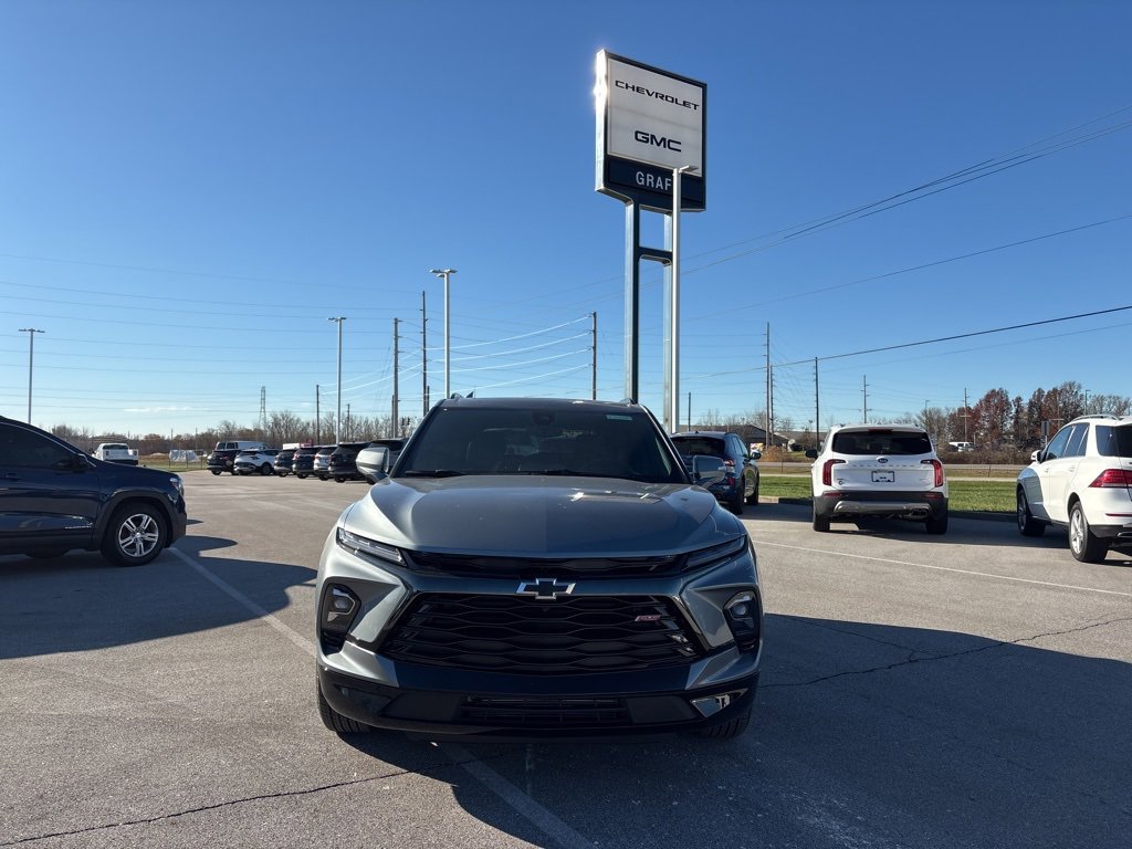 2026 Chevrolet Blazer RS photo 2