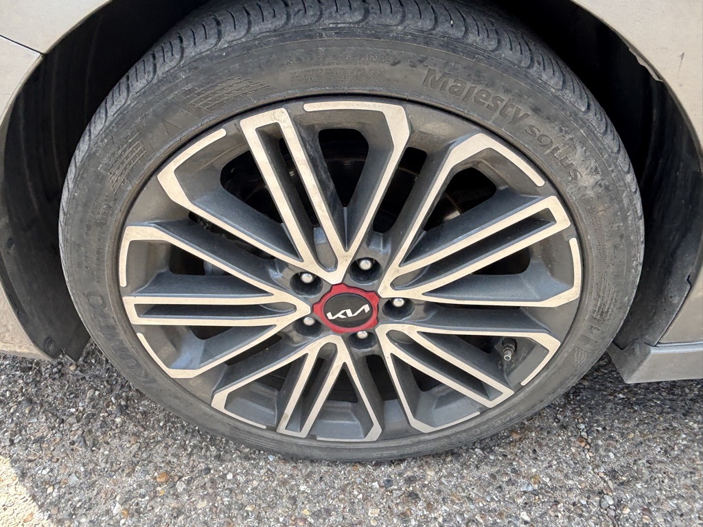 2022 Kia Forte GT photo 8