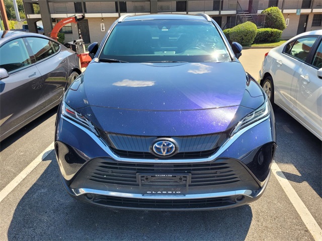 2022 Toyota Venza XLE photo 2