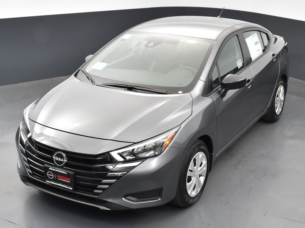 2025 Nissan Versa 1.6 S photo 40