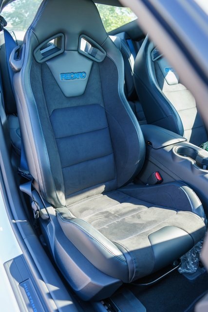 2025 Ford Mustang Dark Horse photo 4