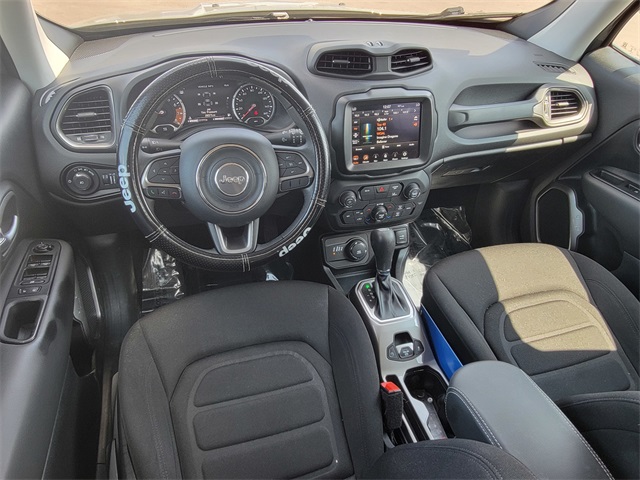 2022 Jeep Renegade Latitude photo 32