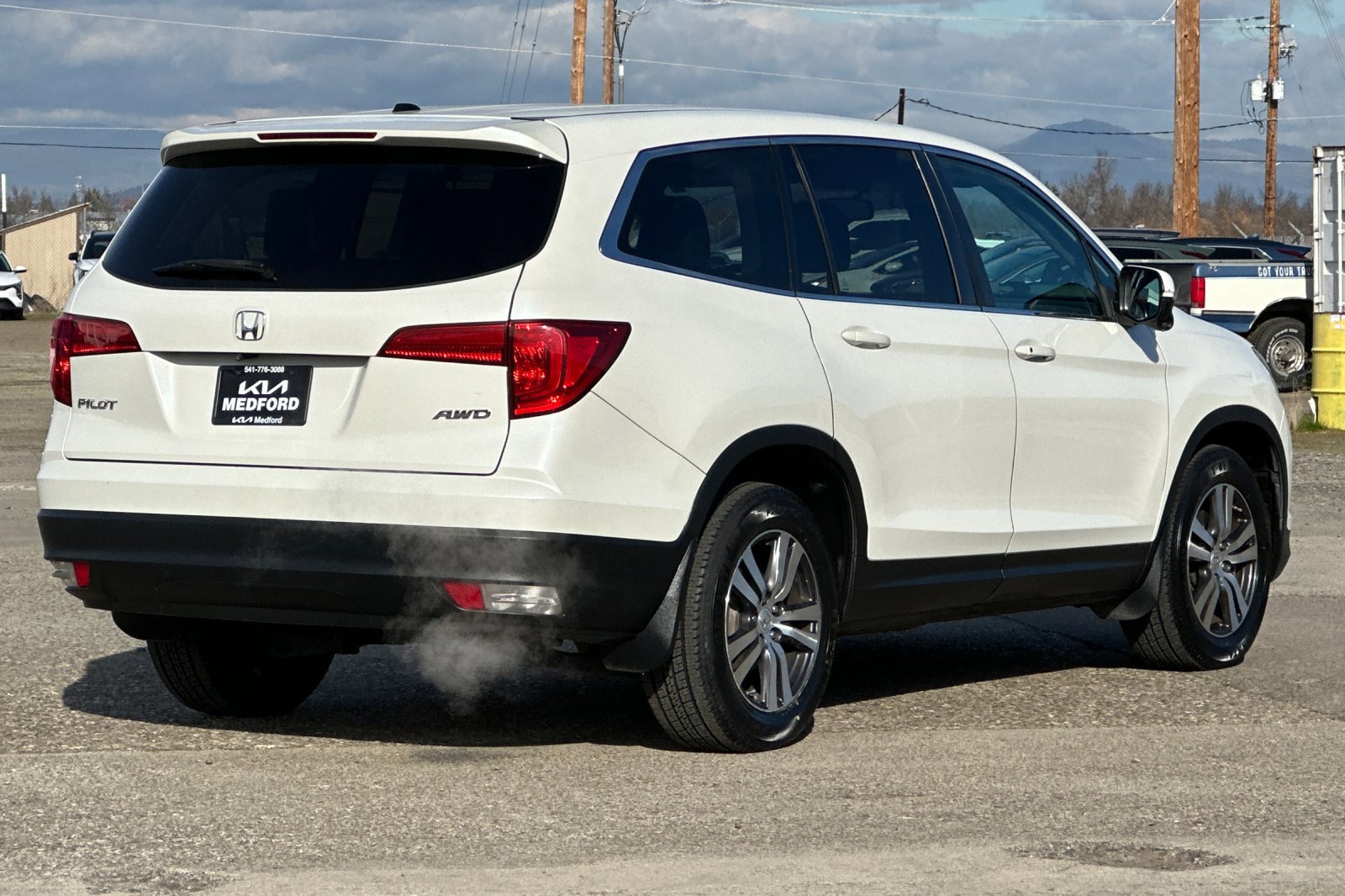 2017 Honda Pilot EX-L photo 4