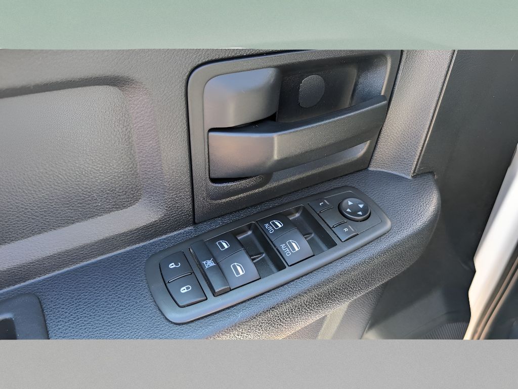2014 Ram 2500 Tradesman photo 10