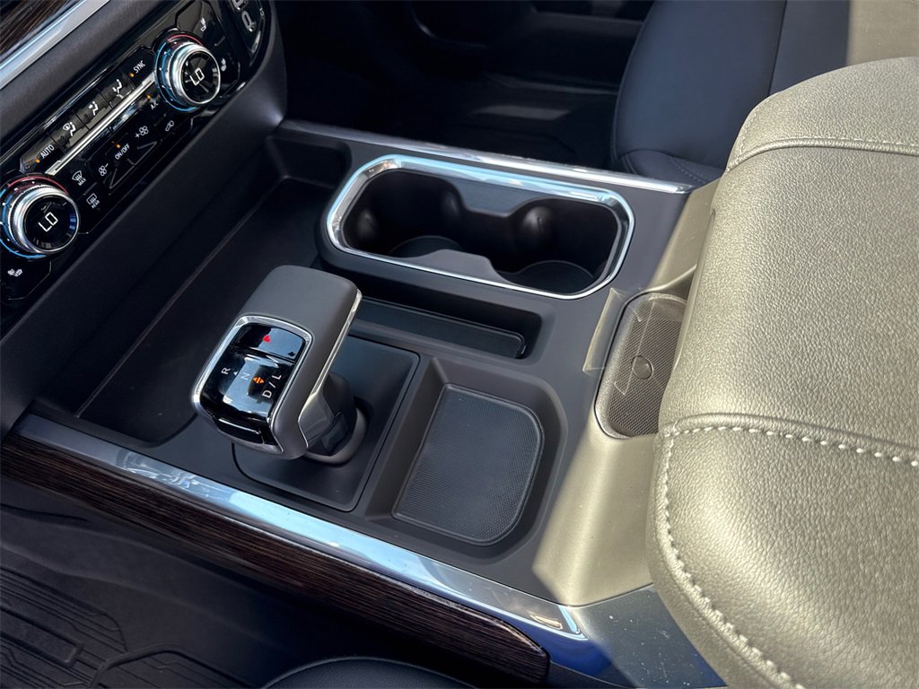 2026 GMC SIERRA - Image 25