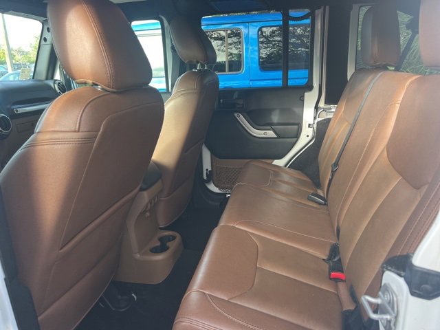 2017 Jeep Wrangler Unlimited Sahara photo 6