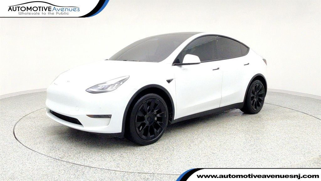 2020 Tesla Model Y Long Range's photo