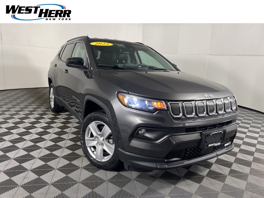 2022 Jeep Compass Latitude's photo