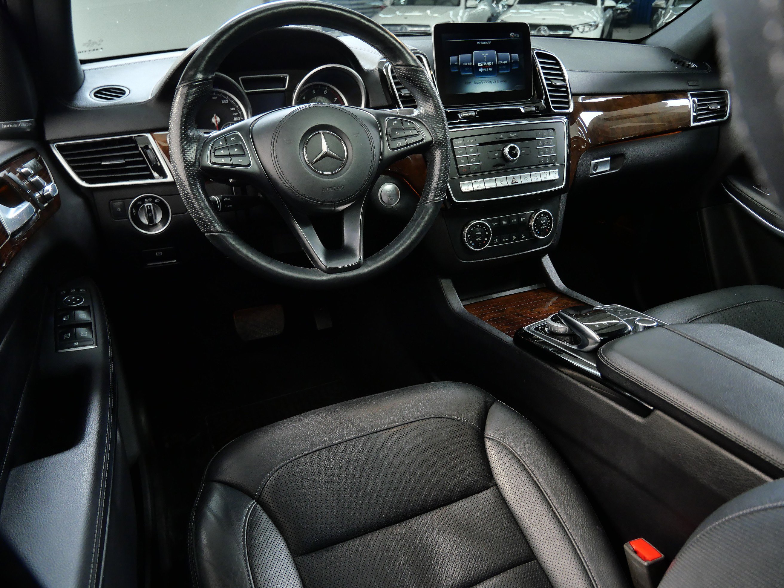 Used 2017 Mercedes-Benz GLS-Class GLS550 with VIN 4JGDF7DE9HA745605 for sale in Minnetonka, Minnesota