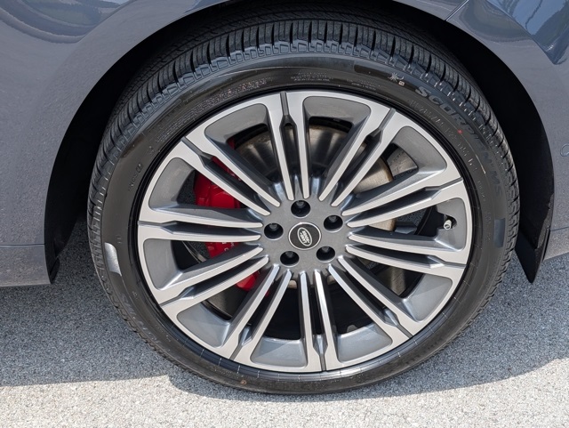 2025 Land Rover Range Rover Sport SE photo 24