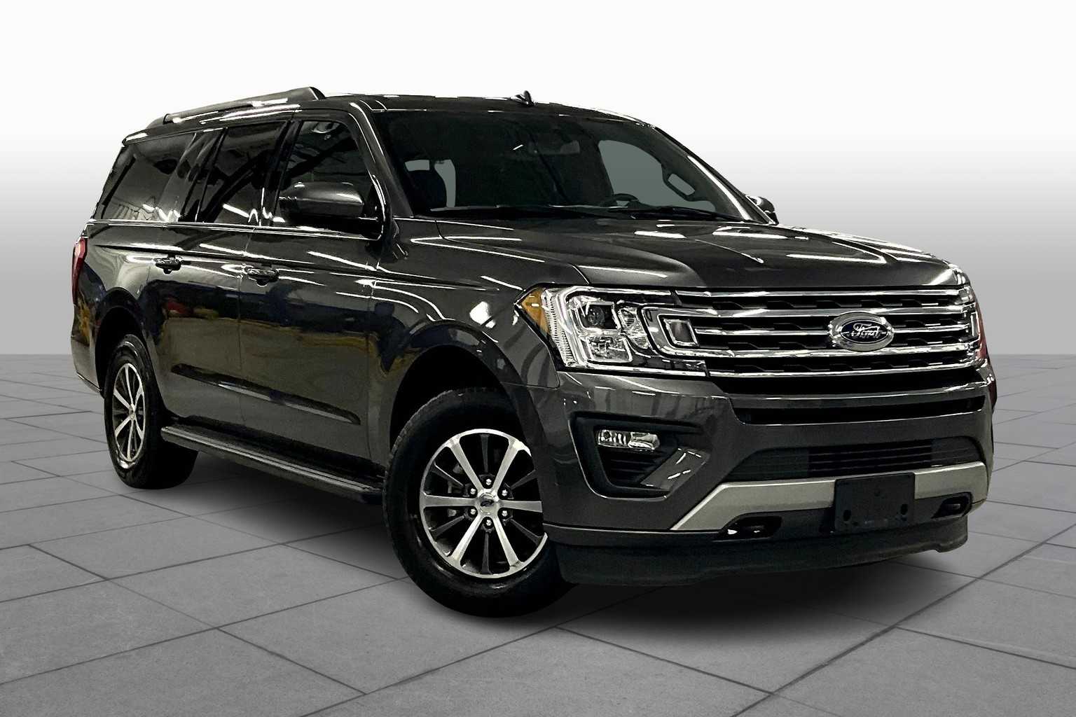 2021 Ford Expedition MAX XLT photo 2