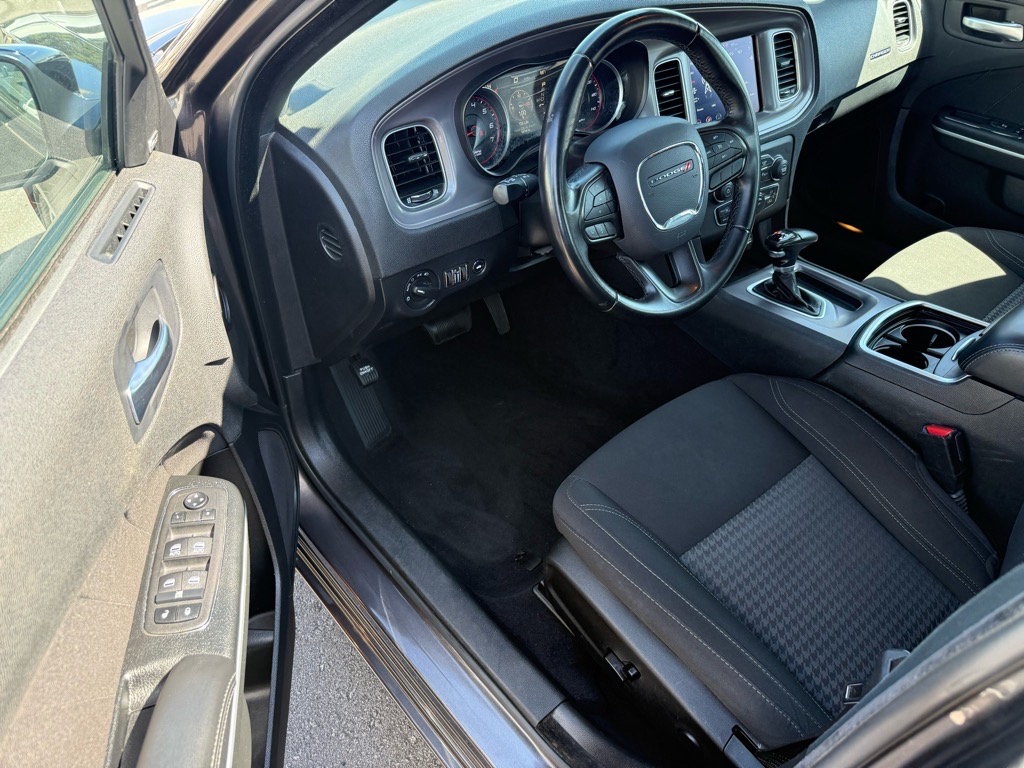 2023 Dodge Charger SXT photo 9