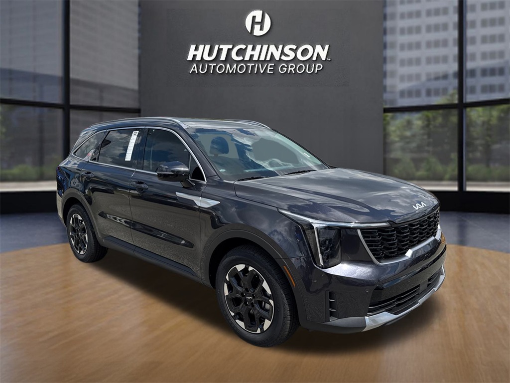 2025 Kia Sorento S's photo