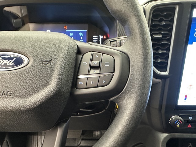 2025 Ford Ranger XL photo 32